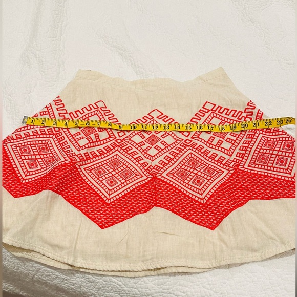 THML CREAM WITH RED EMBROIDERY SKIRT BOHO SIDE ZIP SIZE M NWT! - Picture 6 of 7